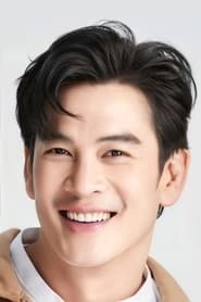 Ảnh diễn viên ชาคริต แย้มนาม