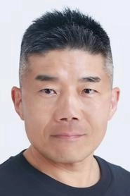 Ảnh diễn viên 伊丸岡篤