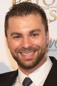 Ảnh diễn viên Aaron Burns