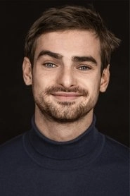 Ảnh diễn viên Aaron Hilmer