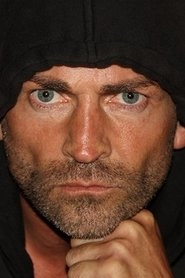 Ảnh diễn viên Adam Horton