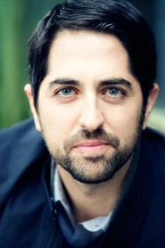 Ảnh diễn viên Adam Saunders