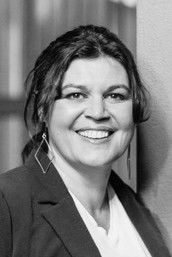 Ảnh diễn viên Ainsley Gardiner