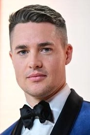 Ảnh diễn viên Alexander Dreymon
