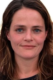 Ảnh diễn viên Alexandra Johnes