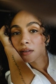 Ảnh diễn viên Aurora Perrineau