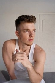 Ảnh diễn viên Ben Blevins