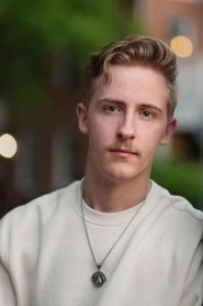 Ảnh diễn viên Caleb Baker