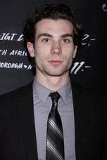 Ảnh diễn viên Cameron Scoggins