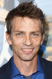 Ảnh diễn viên Charles Baker