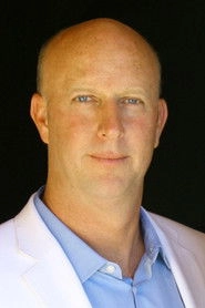 Ảnh diễn viên Charlie Brewer