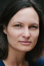 Ảnh diễn viên Chloe Schwank