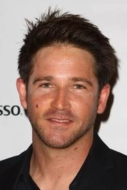 Ảnh diễn viên Chris Moir