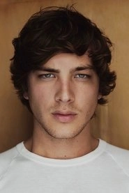 Ảnh diễn viên Cody Fern