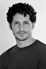 Ảnh diễn viên Cristian Mercado