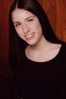 Ảnh diễn viên Danielle Miller