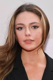 Ảnh diễn viên Danielle Rose Russell
