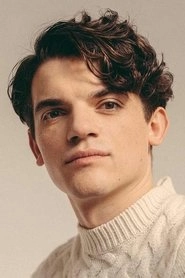 Ảnh diễn viên Edward Bluemel