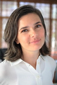 Ảnh diễn viên Emily Cook