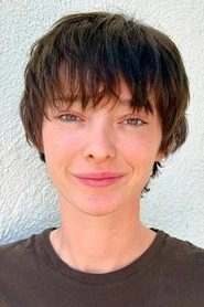 Ảnh diễn viên Emma Dumont