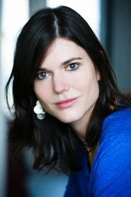 Ảnh diễn viên Esther Koziol