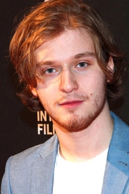 Ảnh diễn viên Fred Hechinger
