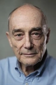 Ảnh diễn viên Garrick Hagon