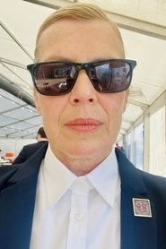 Ảnh diễn viên Holly Barnard