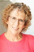 Ảnh diễn viên Janelle Hutchison