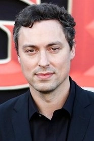 Ảnh diễn viên John Francis Daley