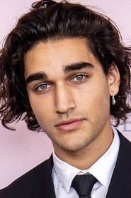 Ảnh diễn viên Josh Heuston