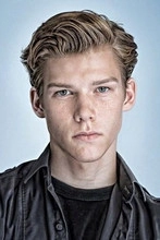 Ảnh diễn viên Julian Cullen