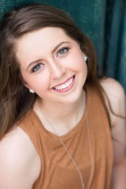 Ảnh diễn viên Julie Herrin