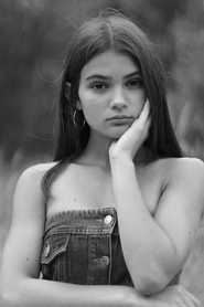 Ảnh diễn viên Lara Decaro