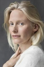 Ảnh diễn viên Laura Birn