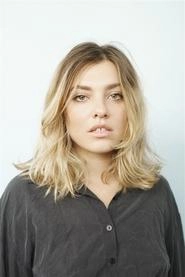 Ảnh diễn viên Laurie Pavy