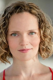 Ảnh diễn viên Leah Curney