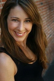 Ảnh diễn viên Leslie Geldbach