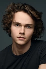 Ảnh diễn viên Levi Miller