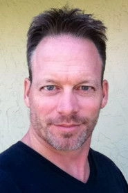 Ảnh diễn viên Logan Newell