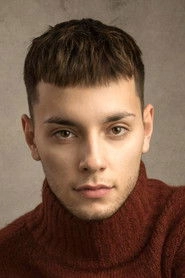 Ảnh diễn viên Max Harwood