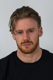 Ảnh diễn viên Michael Coward