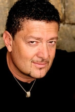 Ảnh diễn viên Michael Dobson