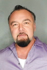 Ảnh diễn viên Michael James Alexander