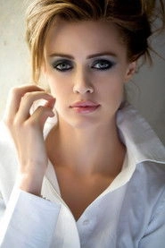 Ảnh diễn viên Nathalie Rapti Gomez