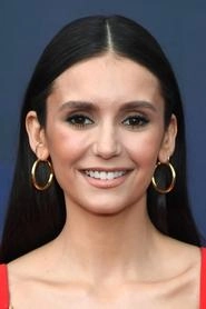 Ảnh diễn viên Nina Dobrev