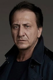 Ảnh diễn viên Özgür Ozan