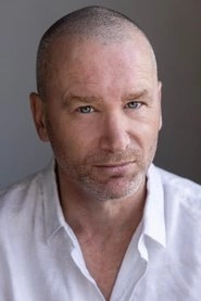 Ảnh diễn viên Paul Lewis