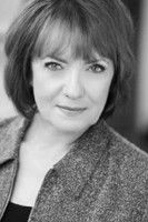 Ảnh diễn viên Paula Barrett