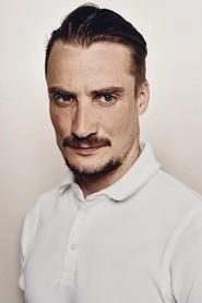 Ảnh diễn viên Pierre Lottin